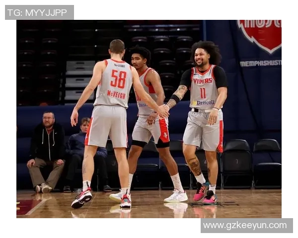 NBA G联赛：15分大逆转+三分雨！艾伦34分8三分毒蛇主场大胜尼克斯